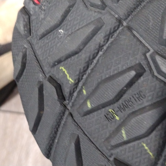 New Balance tan suede loafers. Size 9.5 - Picture 10 of 14